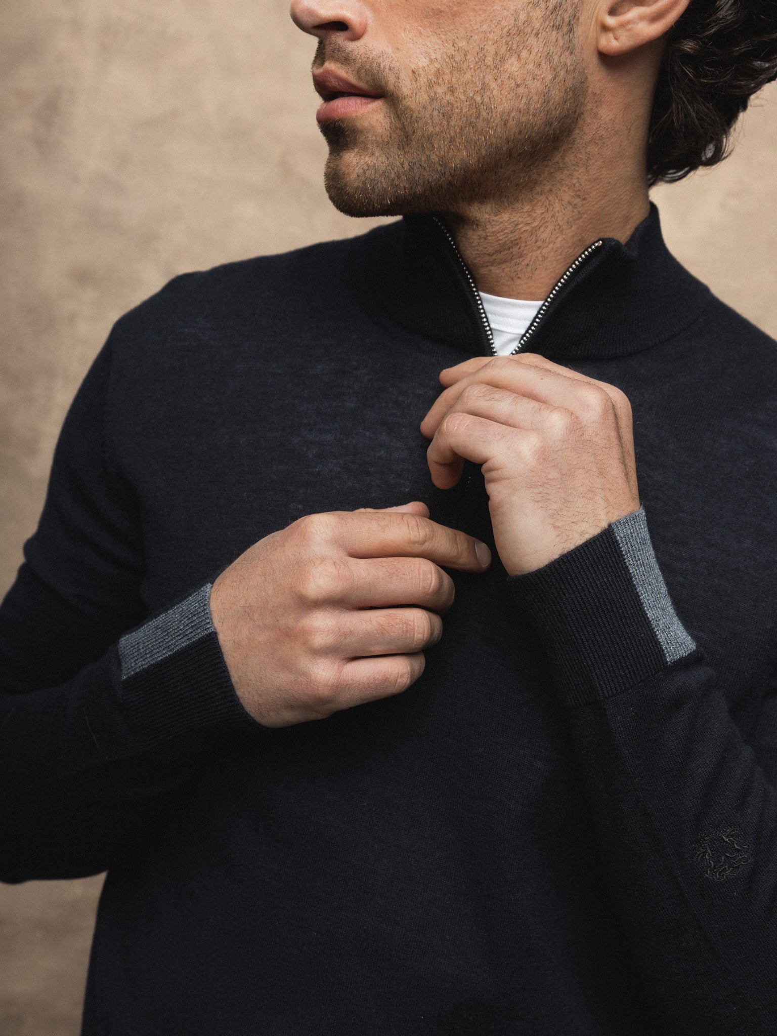Modelshot / Black / Detail